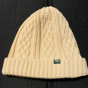 LL Bean cable knit cap - color: cream